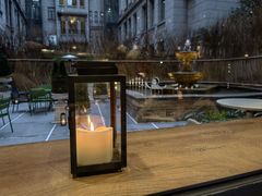 -潮一不贰·法式甜品·生日蛋糕·西式简餐(外滩店)