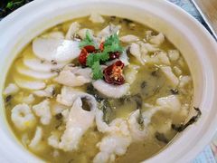 白汤老炮儿酸菜鱼-豆蔻电影主题餐厅(四牌楼店)