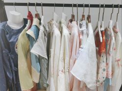 -棠莳旅拍汉服体验馆