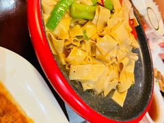 -雪乡阁东北农家菜(颛桥约好休闲街店)