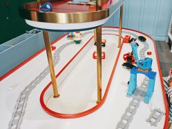 -奈尔宝·儿童乐园·亲子餐厅(华采天地店)