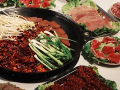 -岗上渣渣老火锅(两路口店)