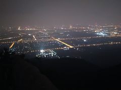 -鬼笑石后山停车场