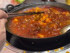 -鹿鸣山草本茶香火锅(园西路店)