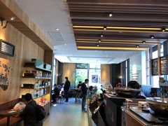 大堂-星巴克(汾阳路店)