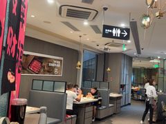 -海底捞火锅(咸阳丽彩万达店)