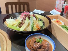-山川小町·极番烧肉(新地假日广场店)