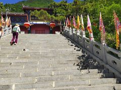 -九鼎铁刹山风景区