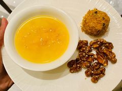 -舜耕山庄四时万和自助餐厅