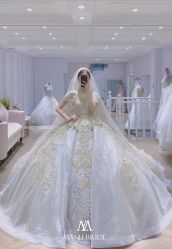 -MANLI BRIDAL婚纱