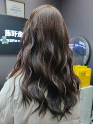 -藤野造型烫染·漂发