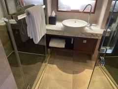 -上海龙之梦万丽酒店