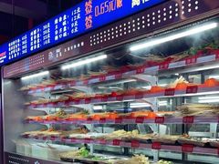 -钢管厂五区小郡肝串串香(滨江店)