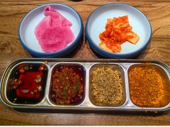 -明洞阿姨·韩式酱蟹烤肉·创意料理(三元桥店)