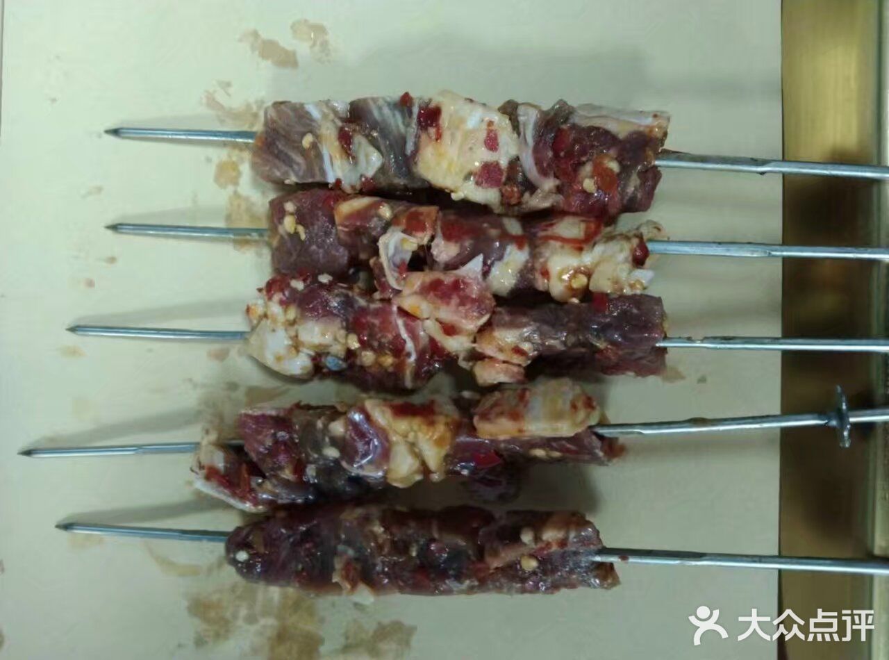 肥肠葱实 我觉得烤肥肠绝对是世界上最好吃的东西