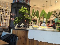 -松咖啡自助餐厅·松北香格里拉