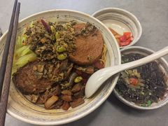 -梅溪·小伙子干挑面(安吉总店)