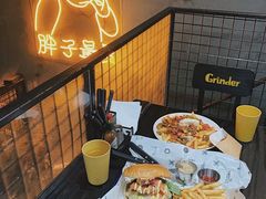 -Grinder 绞肉机汉堡(武定路店)