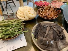 -黄潇洒老火锅(九眼桥宏济巷店)
