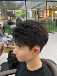 -尤司男士国潮理发馆