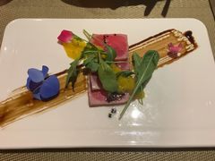 生牛肉塔塔-YUE·6·西式融合餐厅(外滩六号店)