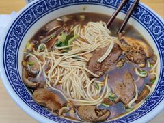 -沪西老弄堂面馆(定西路店)