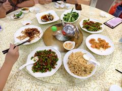-鹏城人家海鲜酒家·23年老字号(较场尾店)