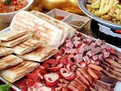 -乔家小院•非遗驴肉•本地小海鲜(滨河路店)