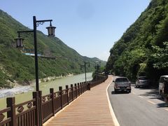 -汉中石门栈道风景区