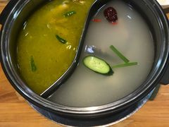-风情丽江斑鱼火锅(孙家沟西南路80号店)