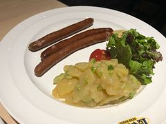 -LENBACH兰巴赫西餐啤酒坊(大连东港店)