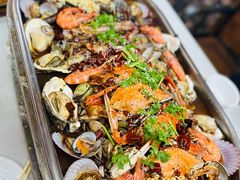 -老东镇啤酒屋海鲜加工·蒸汽海鲜·海鲜烧烤(台东店)