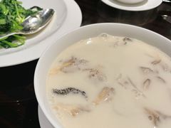 斑肉舞茸菇鱼汤米线-北京四季酒店·采逸轩