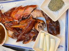 -蔼若春.传承三十年云南菜(金碧公园店)