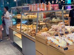 面包甜点陈列柜-BreadTalk面包新语(龙之梦购物中心莘庄店)