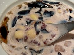 -RUXU入续糖水铺与包(卓悦中心店)