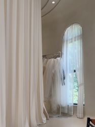 -LaMousse婚纱买手店