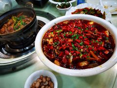 -渝君重庆火锅(嘉宾路店)