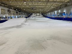 -乔波室内滑雪场