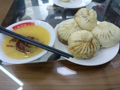 招牌鲜肉包-天宫院小吃·包子炒肝儿(管庄店)