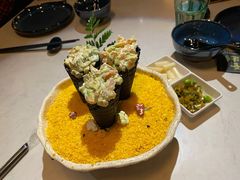 三文鱼牛油果-荟廷·晶萃(陆家嘴尚悦湾店)