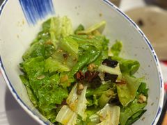 -肥肥虾庄·金牌油焖大虾(汉街SKP店)