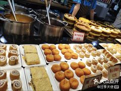 -八一路好吃街(雨田商务大厦店)