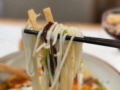 -百春原湖南牛肉粉(百联世纪店)