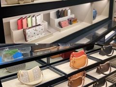 -COACH蔻驰(恒隆广场店)