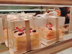 -奈雪的茶(亨特国际广场店)