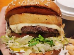 -The Habit Burger Grill 哈比特汉堡(复兴soho店)