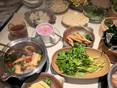 -一叶一世界•素食餐厅(环球中心店)