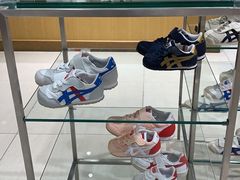 -Onitsuka Tiger(港汇恒隆广场店)