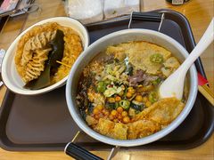 -丽丽三鲜螺蛳粉(田林路店)